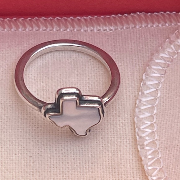 James Avery Jewelry - James Avery Silver Texas State gemstone Ring white doublet